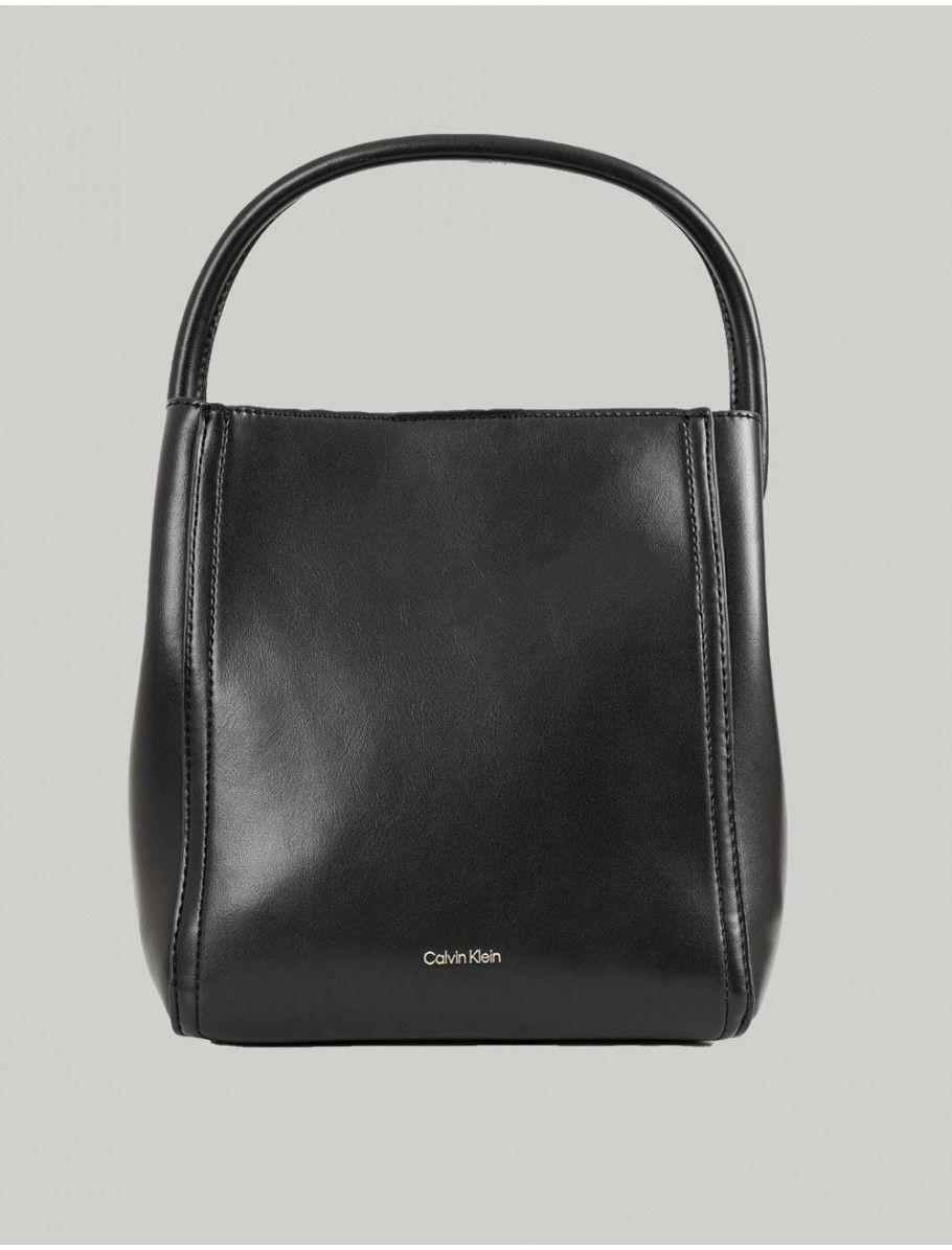 BOLSO CALVIN KLEIN CK BUCKET WITH STRAP NEGRO