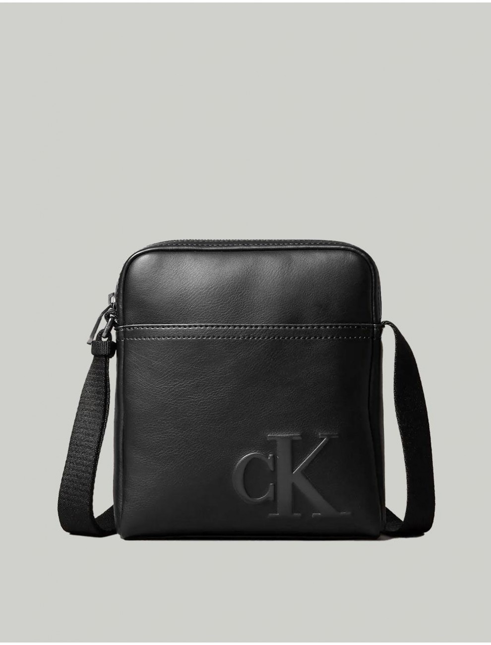 BANDOLERA CALVIN KLEIN CK REPORTER NEGRO