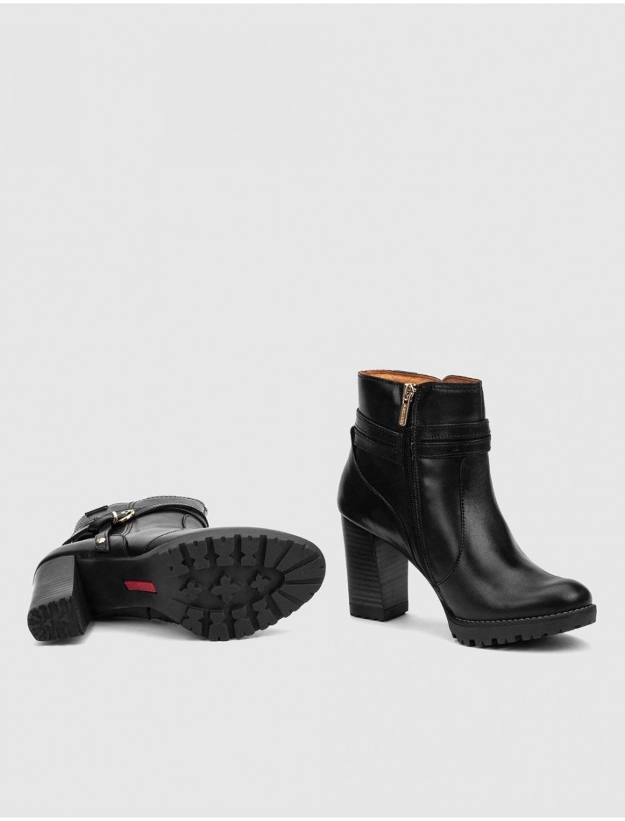 BOTiN PIKOLINOS CONNELLY 8806 NEGRO