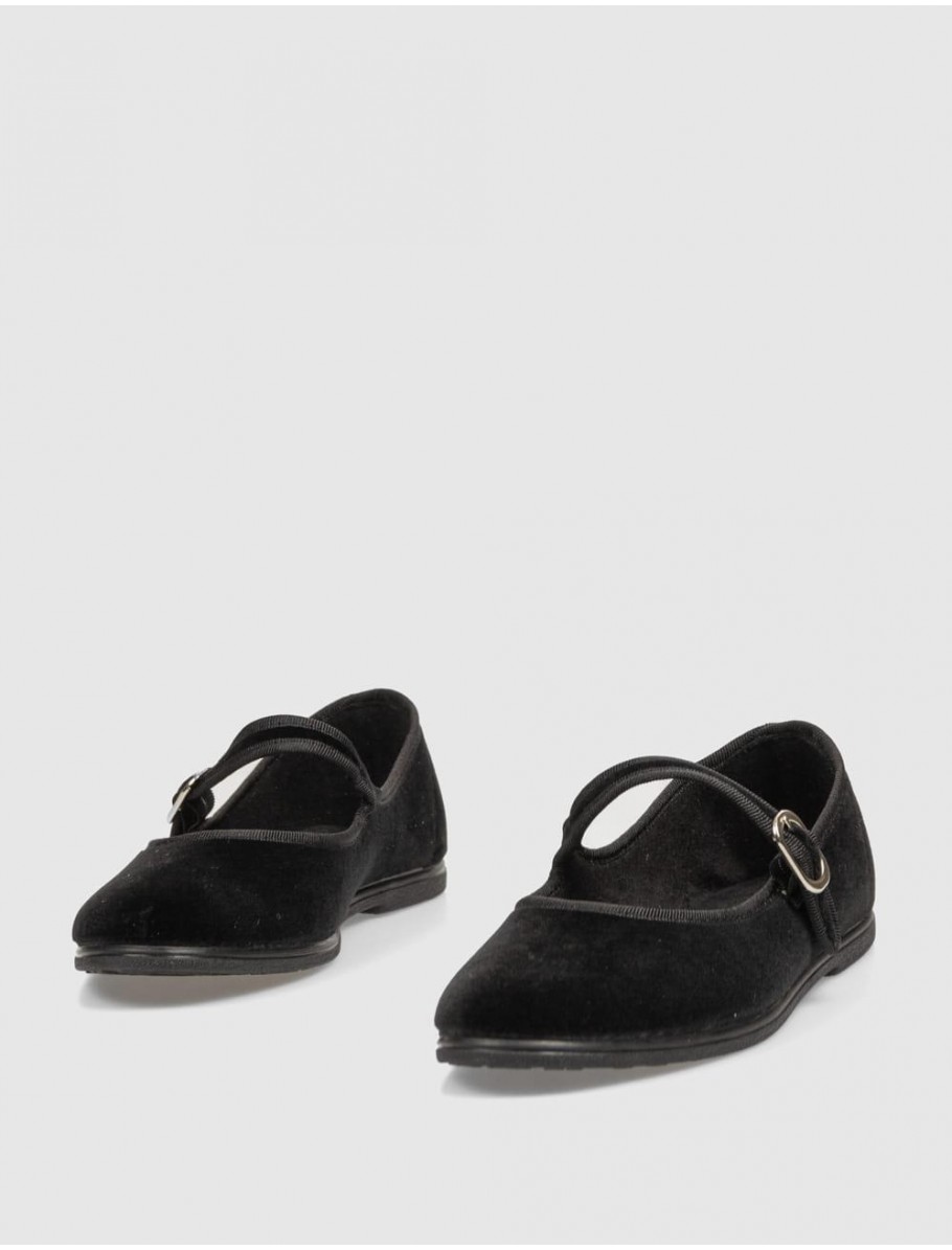 MERCEDITA MACARENA RANIA 1 NEGRO