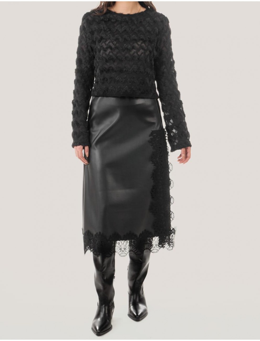 FALDA OBVIO NATHAN NEGRO