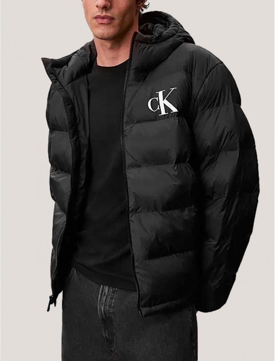 CHAQUETA CALVIN KLEIN LS NYLON MONOGRAM PUFFER NEGRO