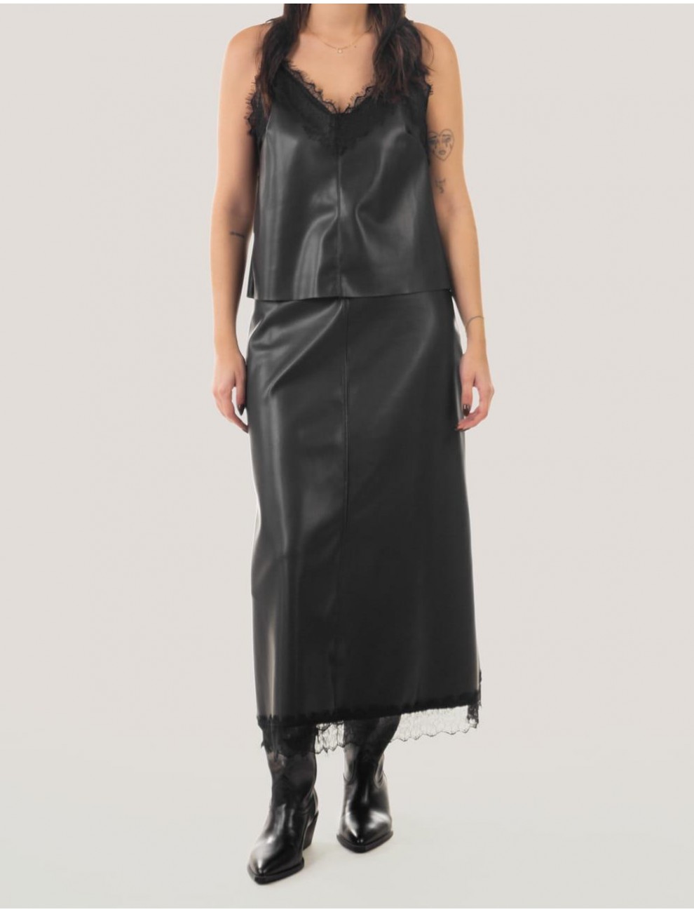 FALDA OBVIO TINA NEGRO