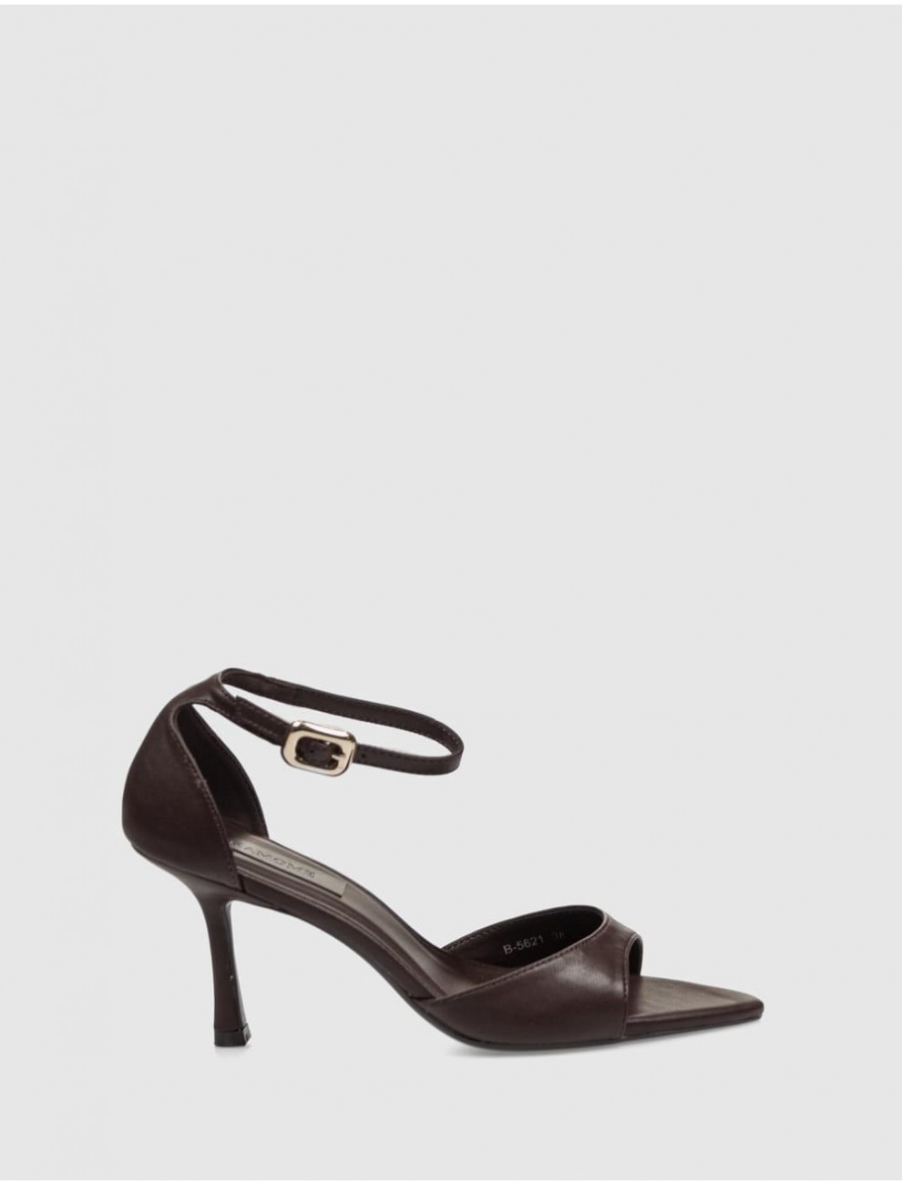 SALoN KAMOME TRENDS EUCA MARRoN