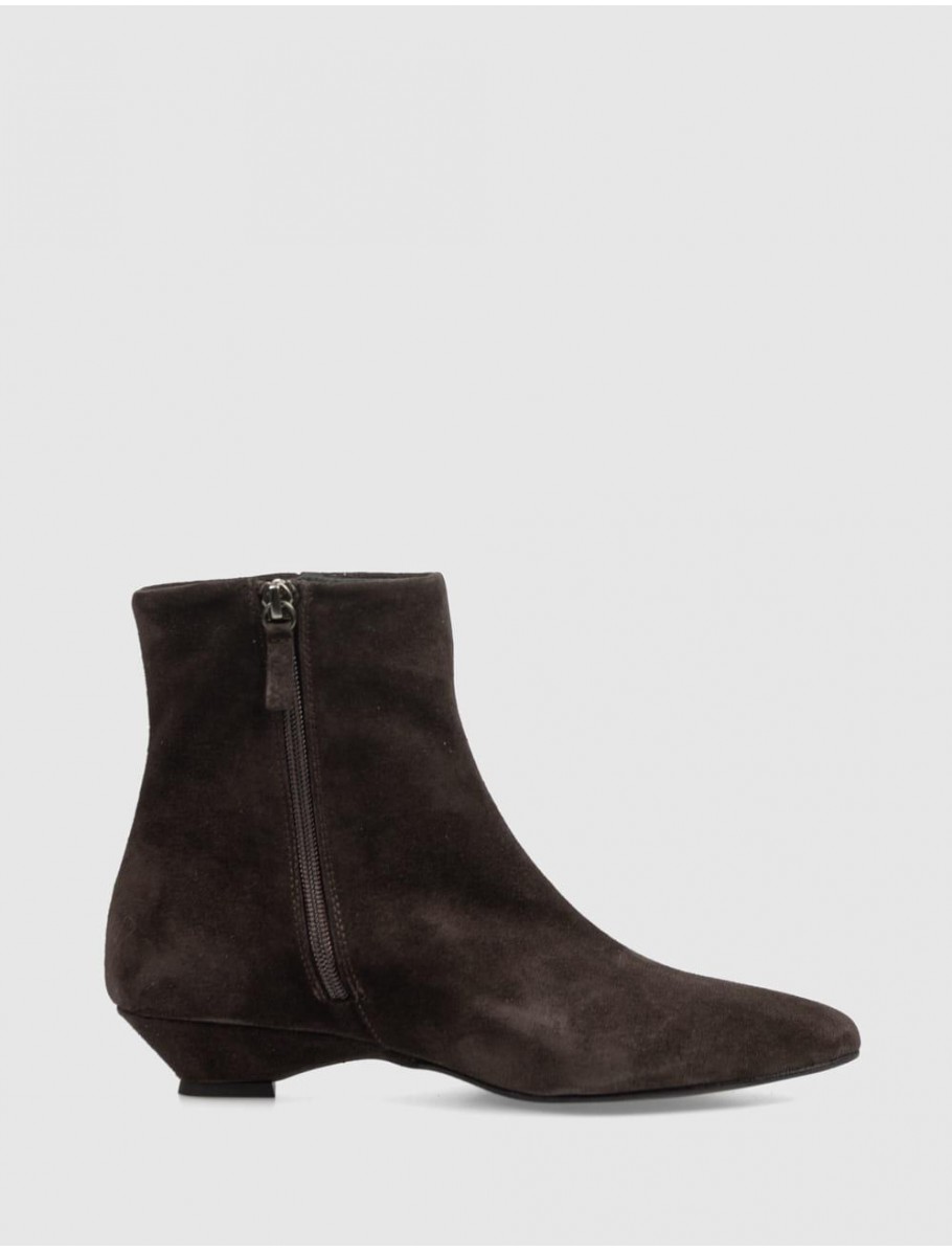 BOTiN GAIMO MAGNOLIA MARRoN