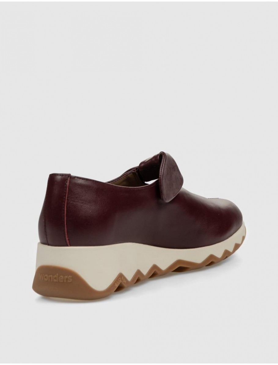 ZAPATO WONDERS C 7611 BURDEOS