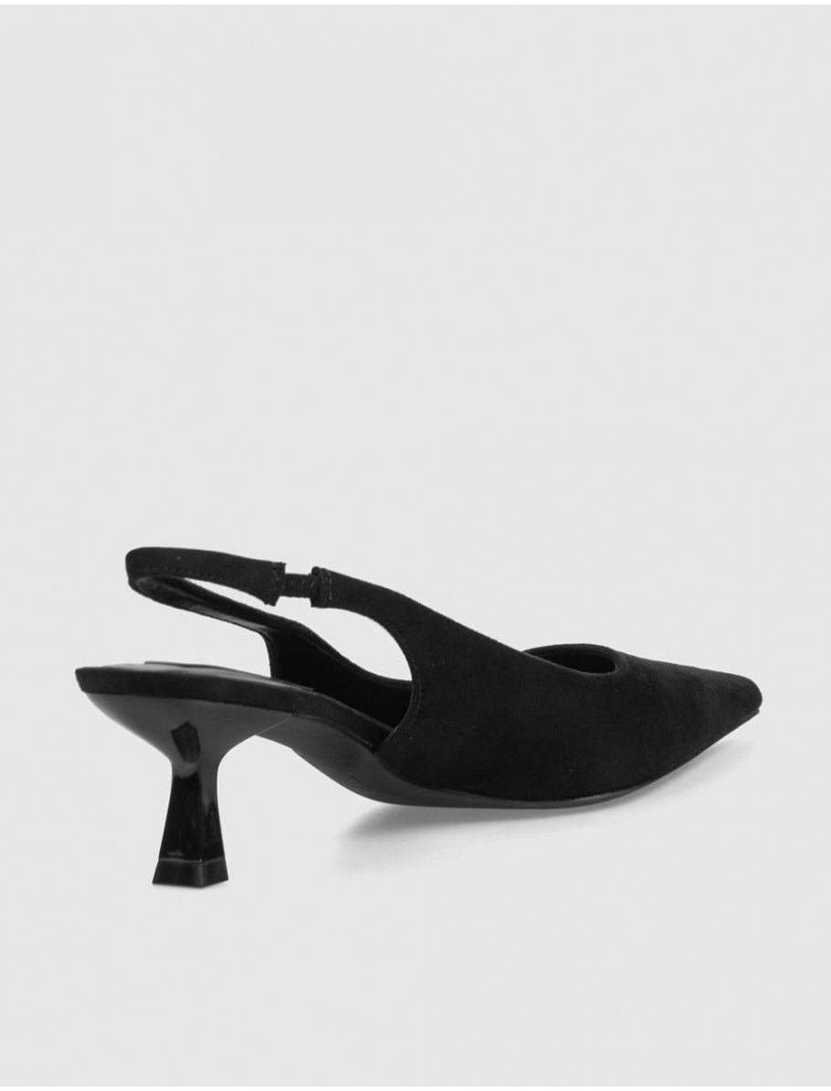 SALoN KAMOME TRENDS REYES NEGRO