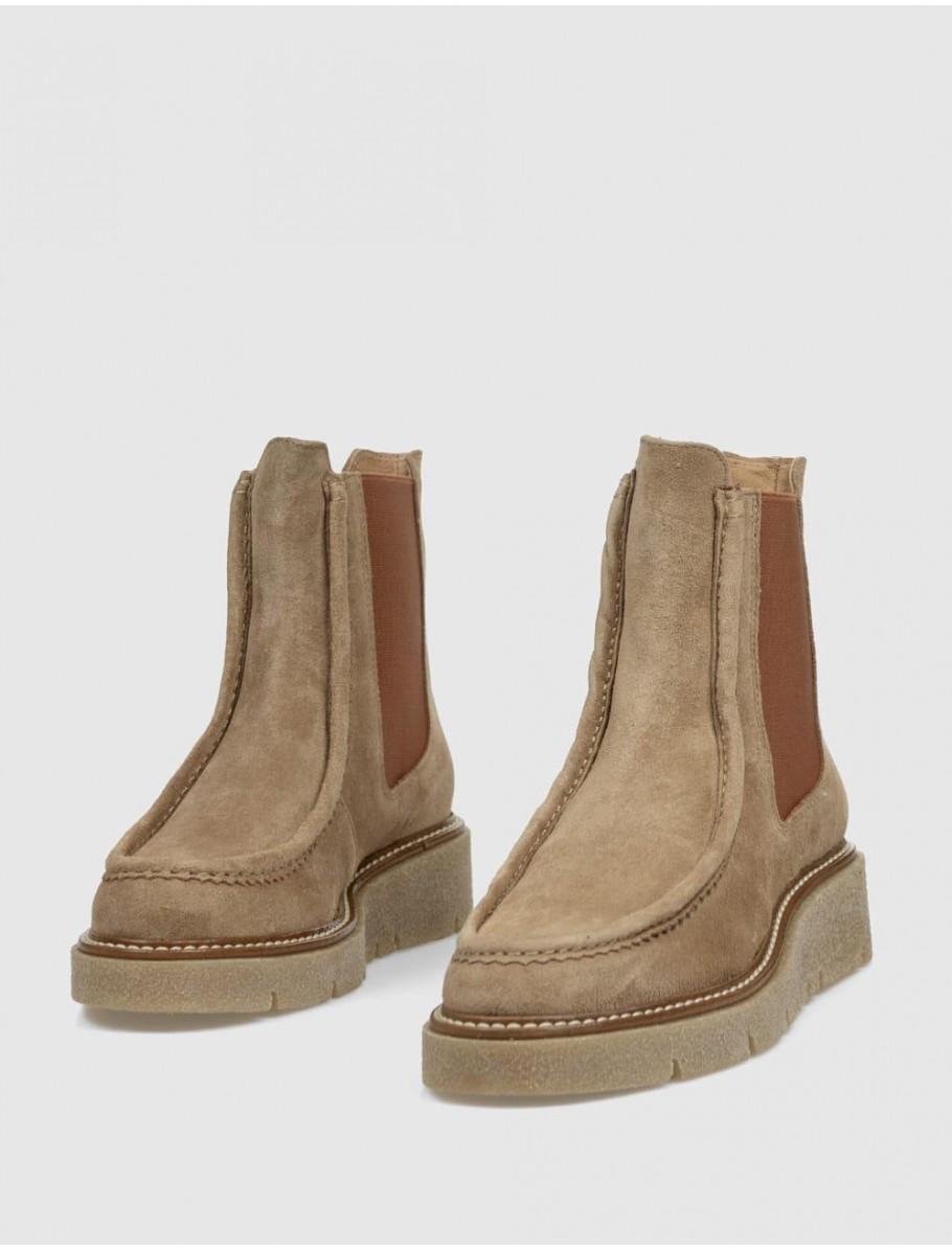 BOTiN WEEKEND 27305 CaMEL