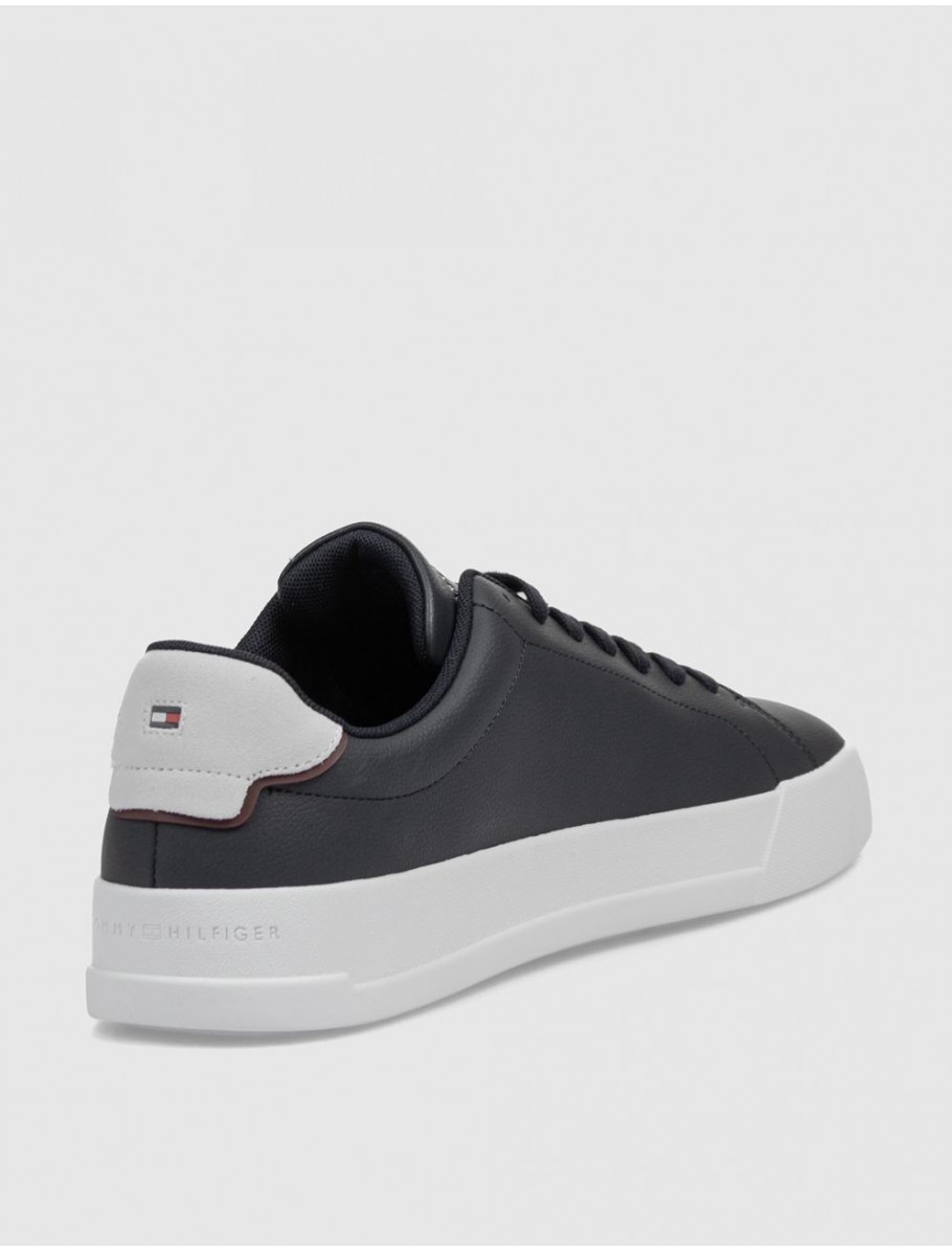 ZAPATILLA TOMMY HILFIGER TH COURT LTH DETAIL ESS MARINO