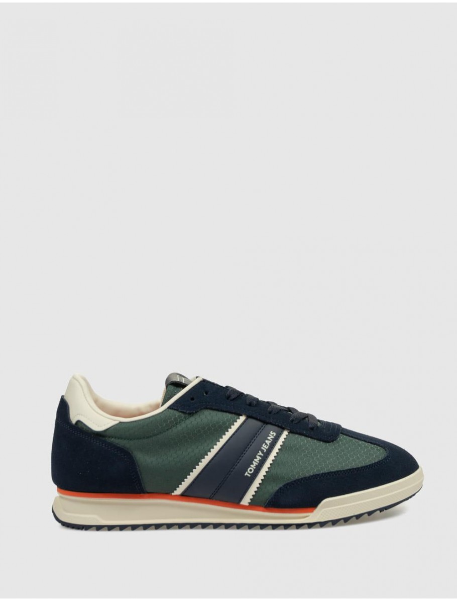 ZAPATILLA TOMMY HILFIGER TJM RETRO RUNNER CLEATED MARINO