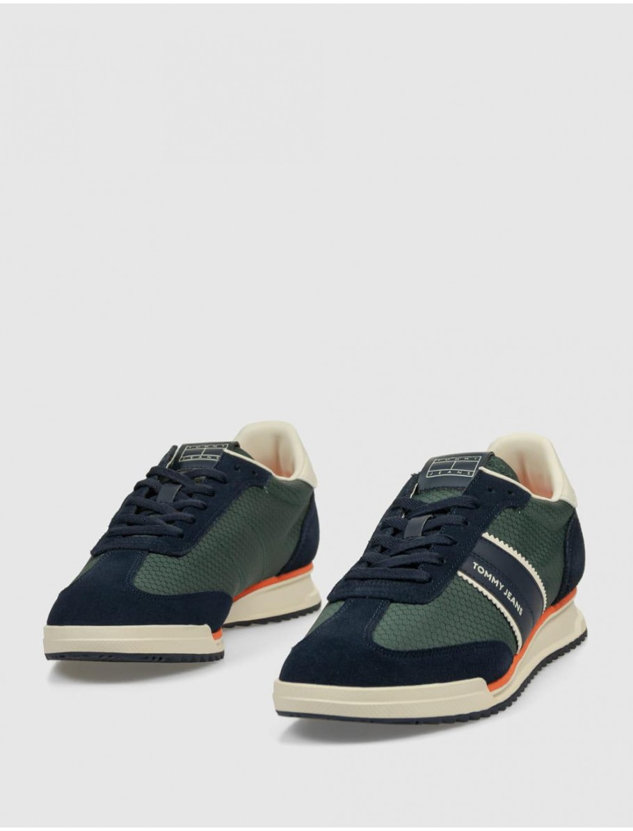 ZAPATILLA TOMMY HILFIGER TJM RETRO RUNNER CLEATED MARINO