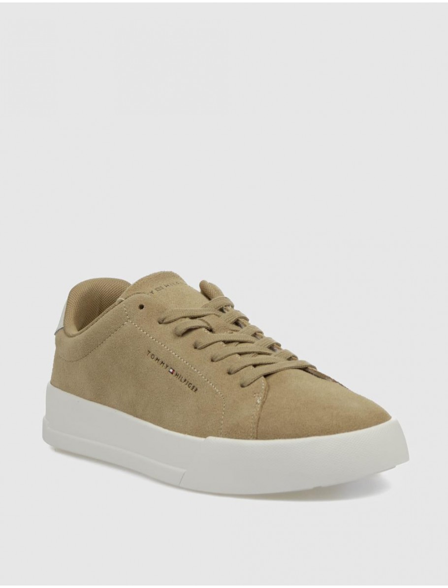 ZAPATILLA TOMMY HILFIGER TH COURT CORE SUEDE TAUPE