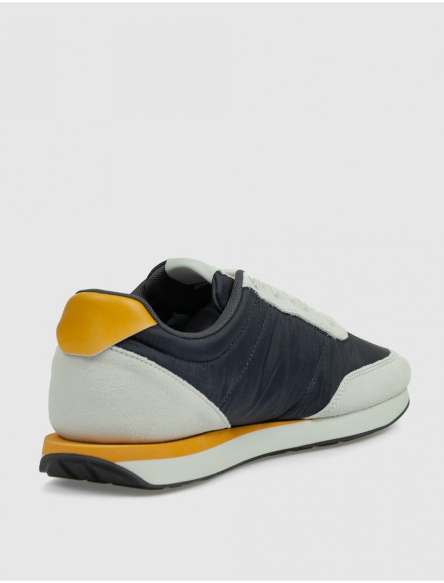ZAPATILLA CALVIN KLEIN RETRO RUNNER ESS MIX MAT MARINO