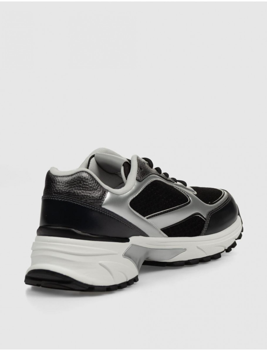 ZAPATILLA CALVIN KLEIN HIKE RUNNER MESH MIX NEGRO