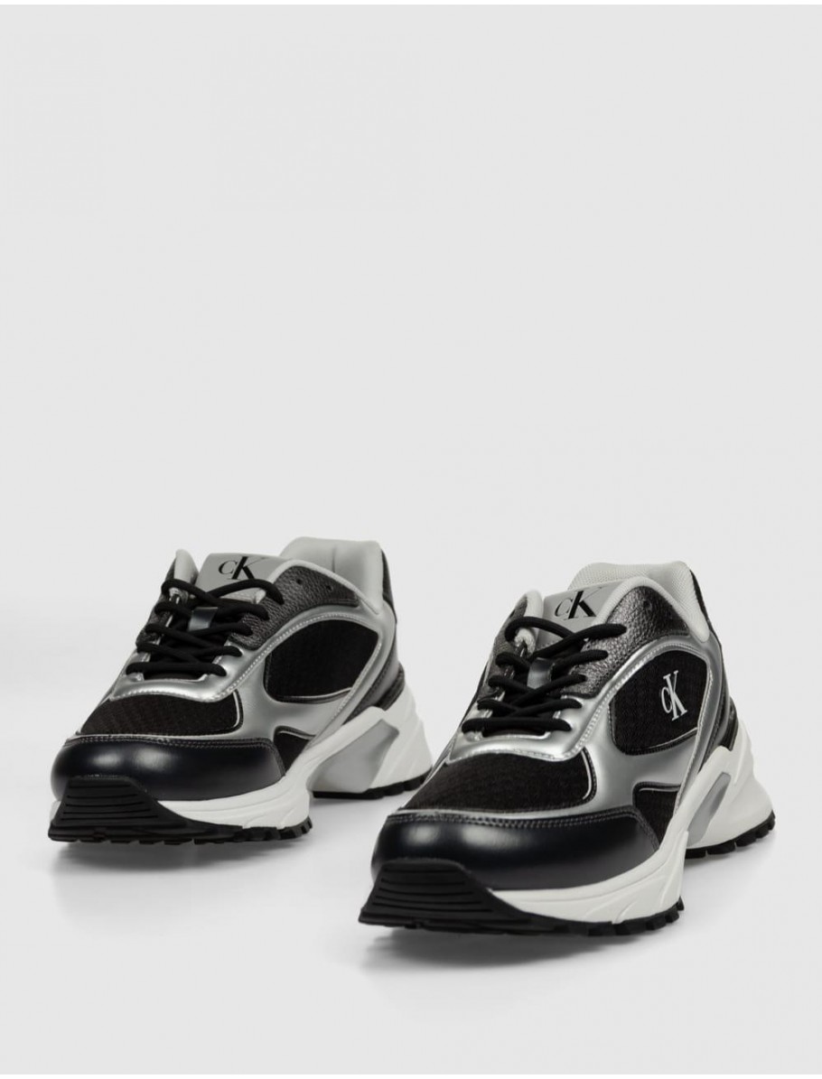 ZAPATILLA CALVIN KLEIN HIKE RUNNER MESH MIX NEGRO