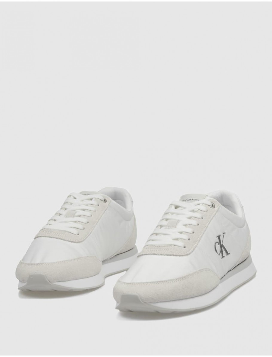 ZAPATILLA CALVIN KLEIN RETRO RUNNER ESS MIX MAT BLANCO