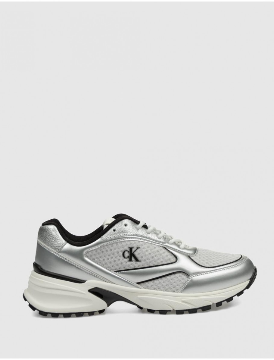ZAPATILLA CALVIN KLEIN HIKE RUNNER MESH MIX PLATA