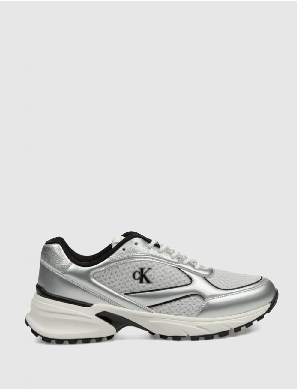 ZAPATILLA CALVIN KLEIN HIKE RUNNER MESH MIX PLATA