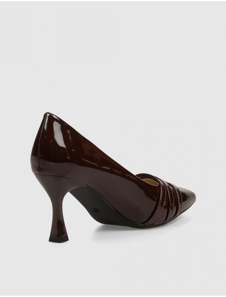 SALoN KAMOME TRENDS CINDY MARRoN