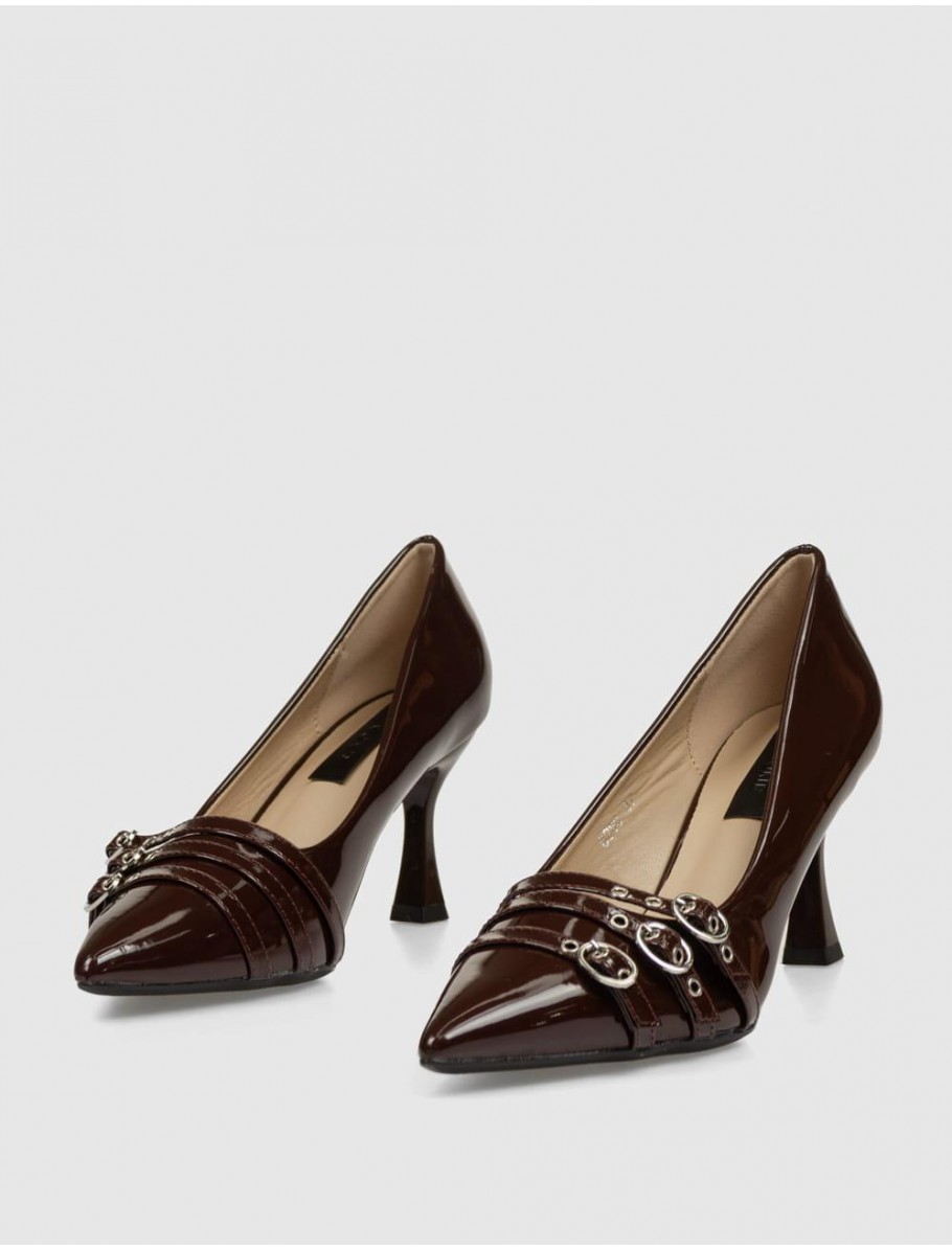 SALoN KAMOME TRENDS CINDY MARRoN