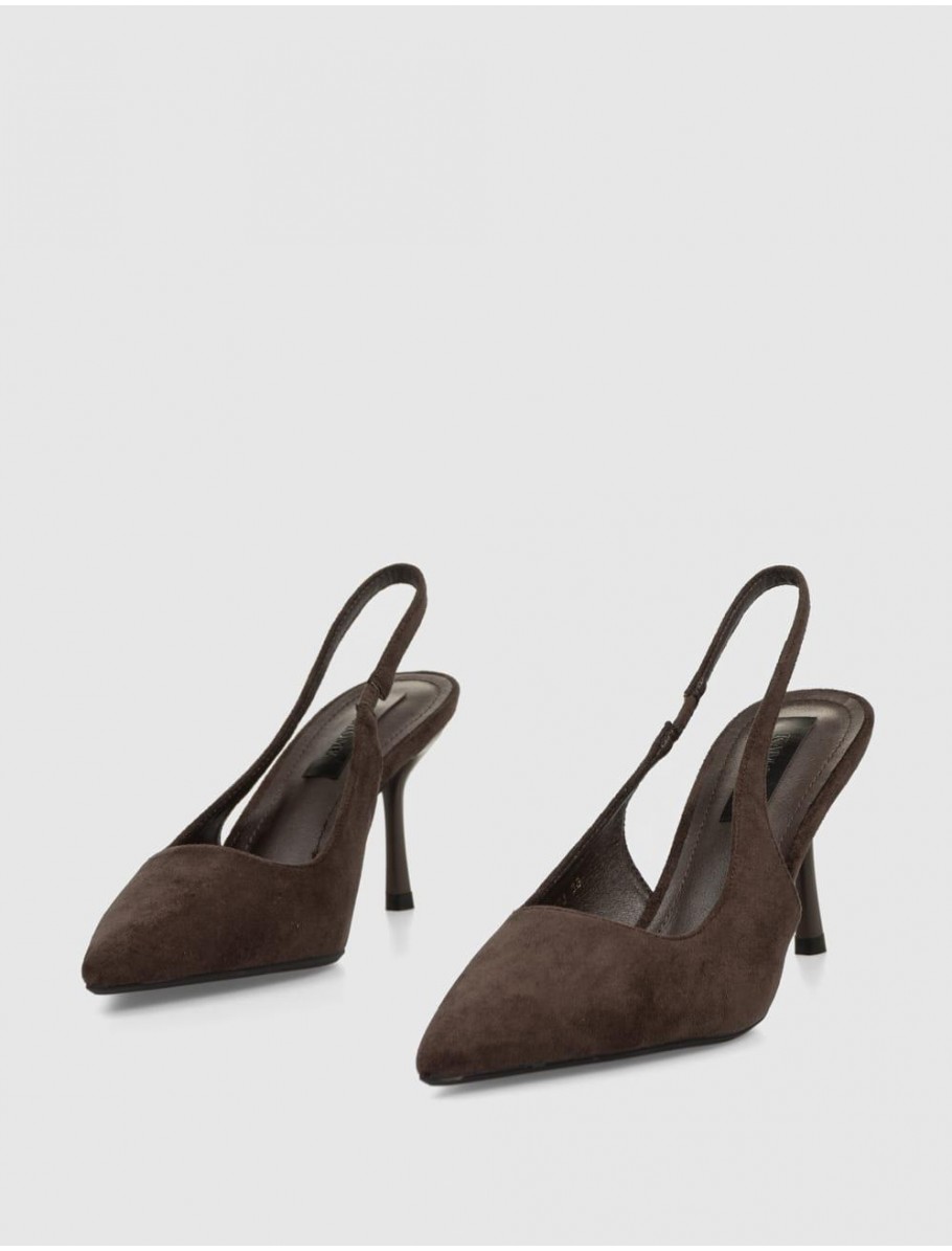 SALoN KAMOME TRENDS IANA MARRoN