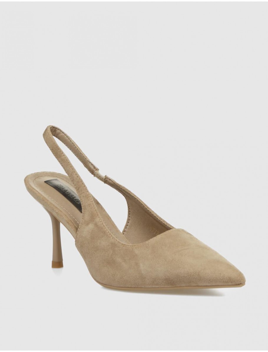 SALoN KAMOME TRENDS IANA BEIG