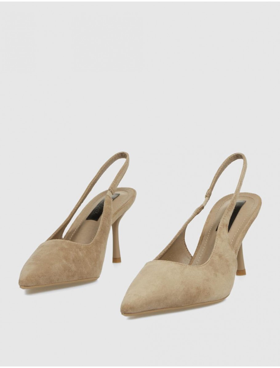 SALoN KAMOME TRENDS IANA BEIG