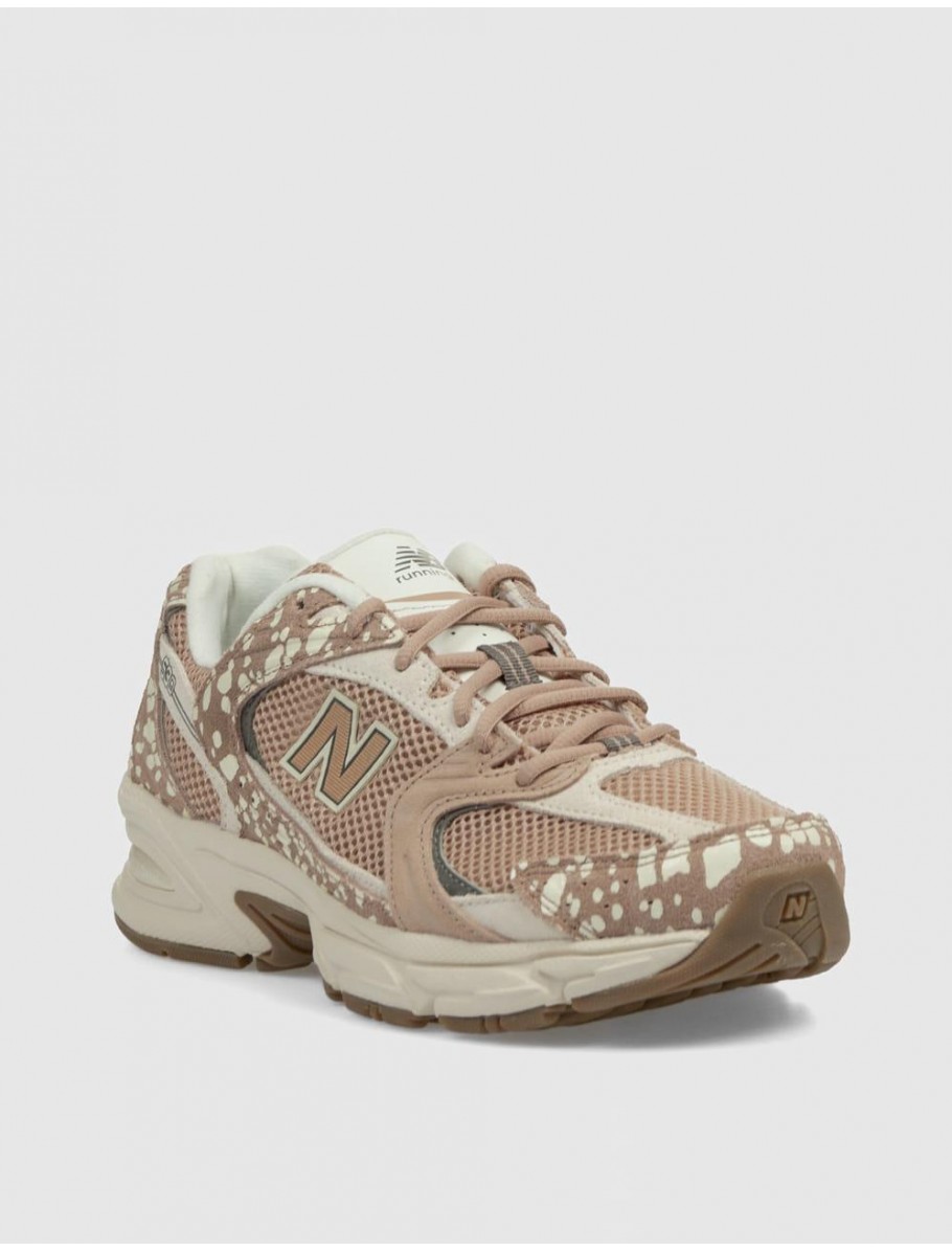 ZAPATILLA NEW BALANCE U530 NUDE