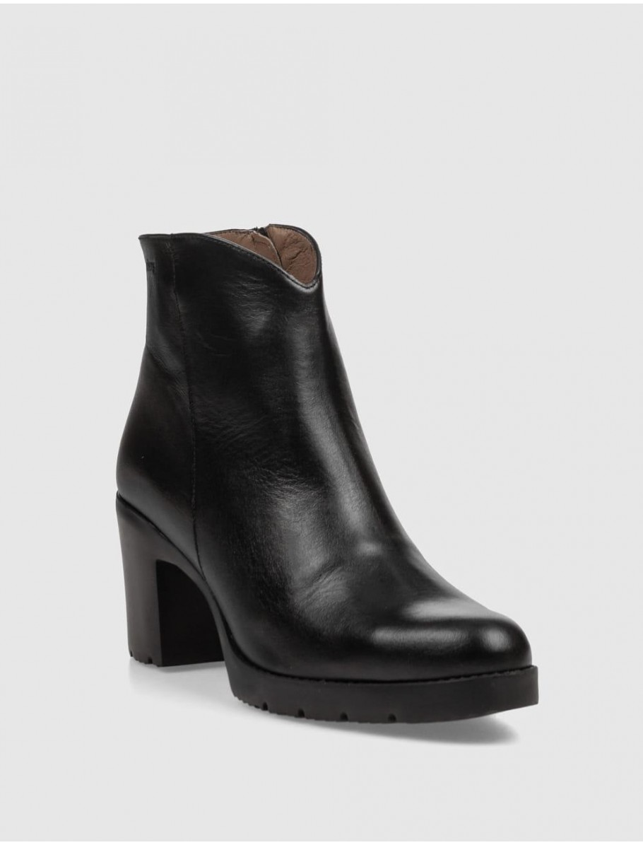 BOTiN WONDERS M 4502 NEGRO
