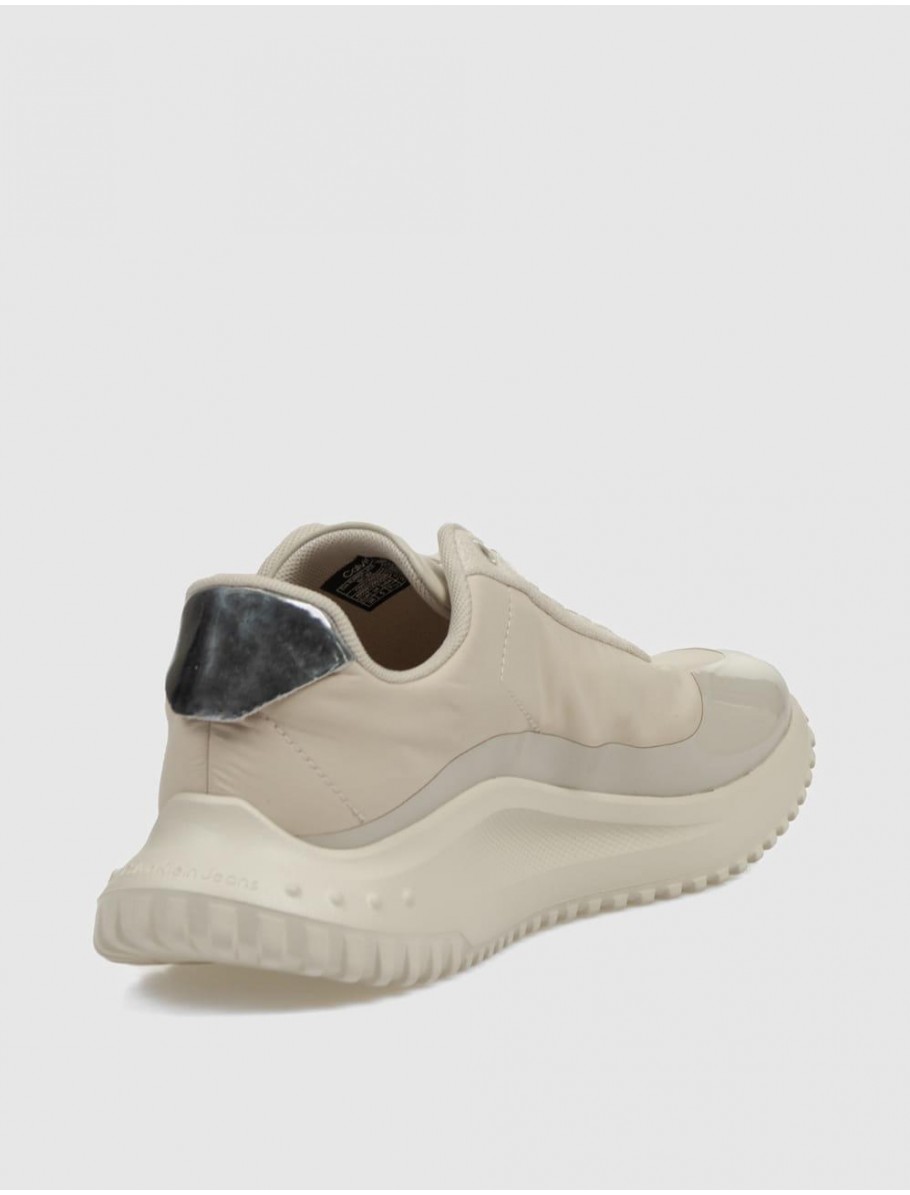 ZAPATILLA CALVIN KLEIN EVA RUNNER LACE UP MAT MIX BEIG