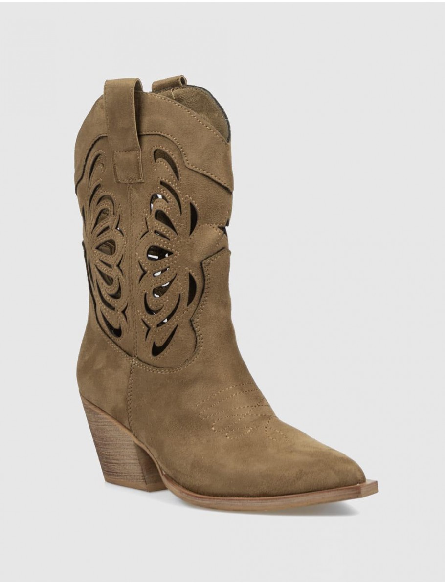 BOTiN KAMOME TRENDS LUJAN CaMEL