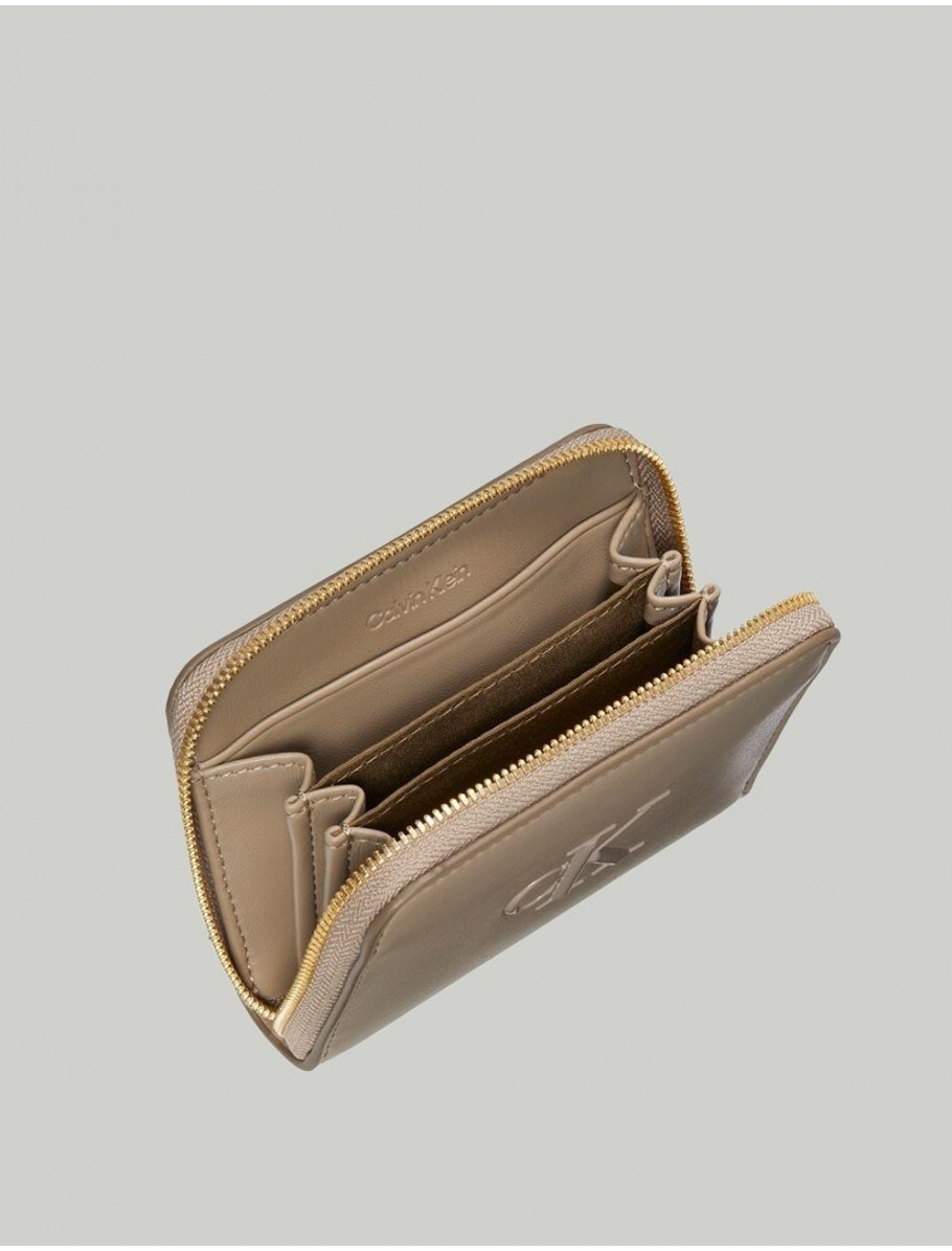 CARTERA CALVIN KLEIN BOLD CK MEDIUM ZIP AROUND TAUPE