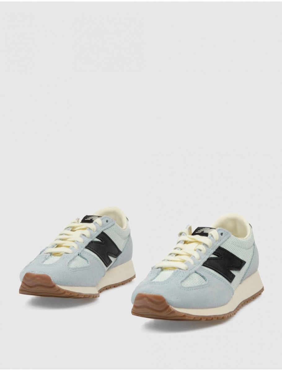 ZAPATILLA NEW BALANCE U471 CELESTE