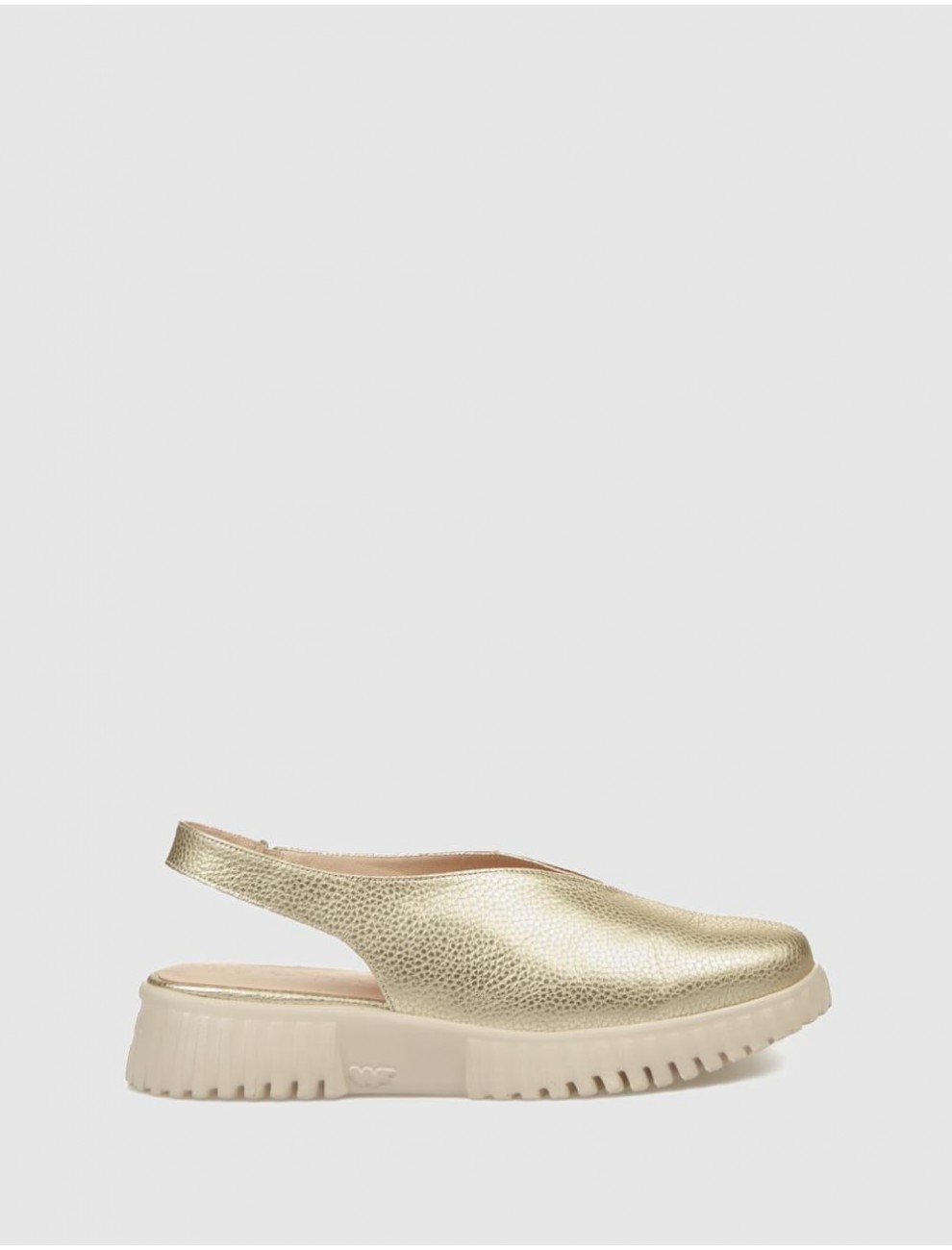 ZAPATO WONDERS A 4411 PLATINO