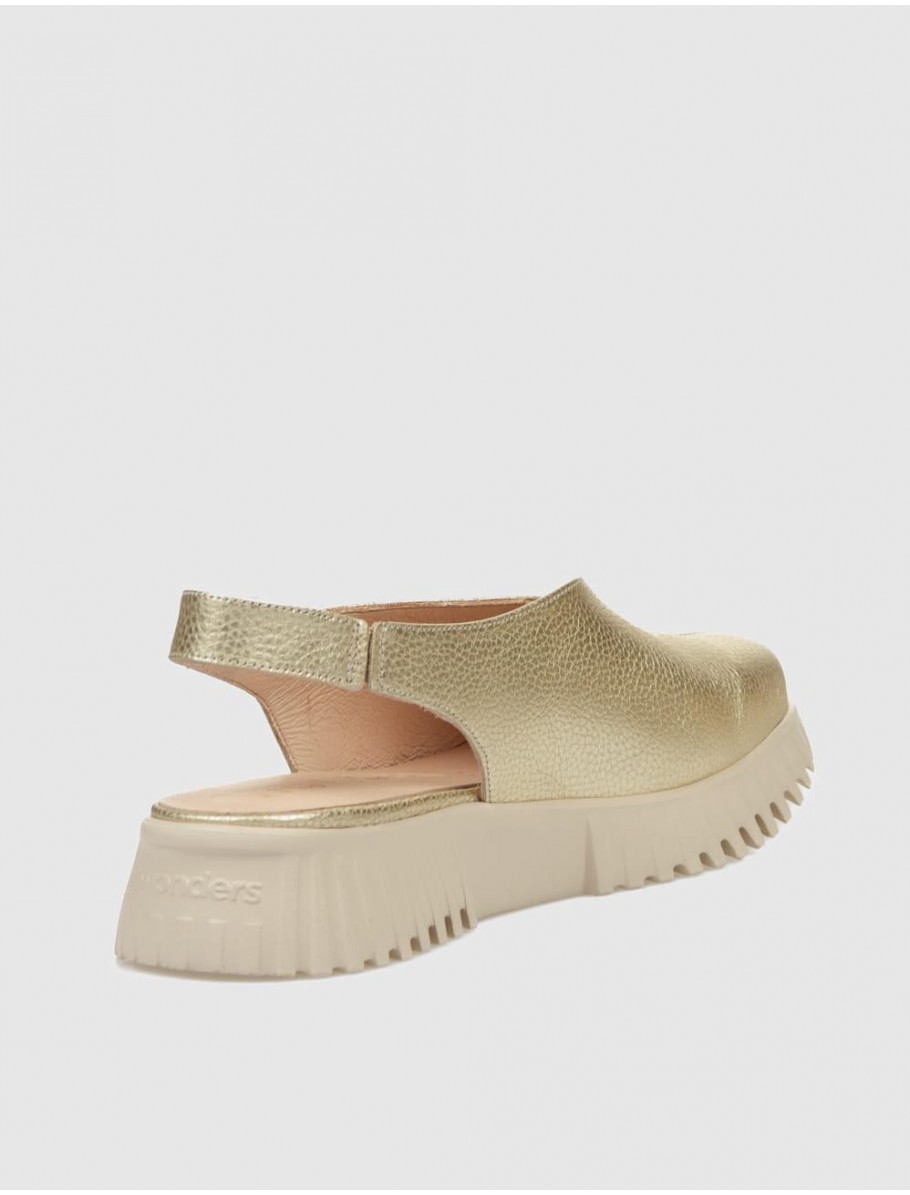 ZAPATO WONDERS A 4411 PLATINO