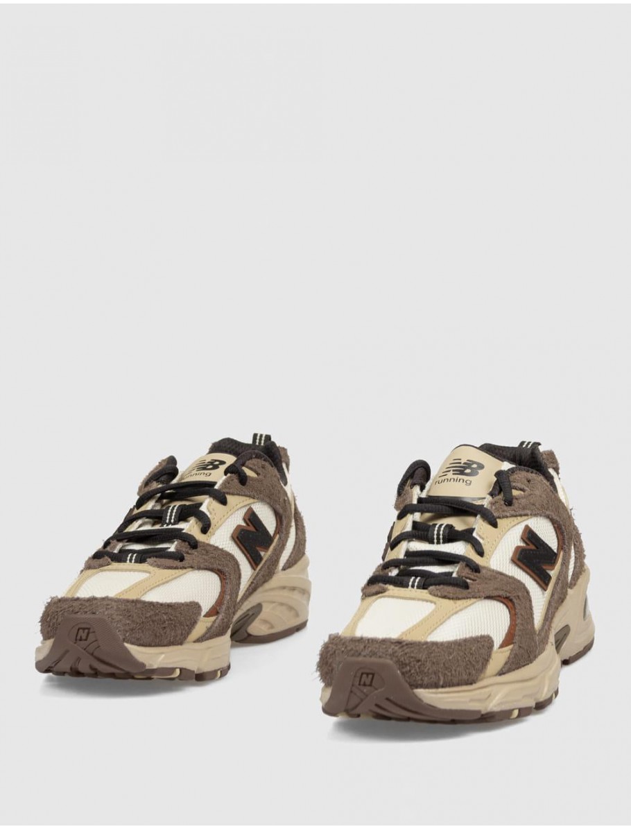 ZAPATILLA NEW BALANCE MR530 TAUPE