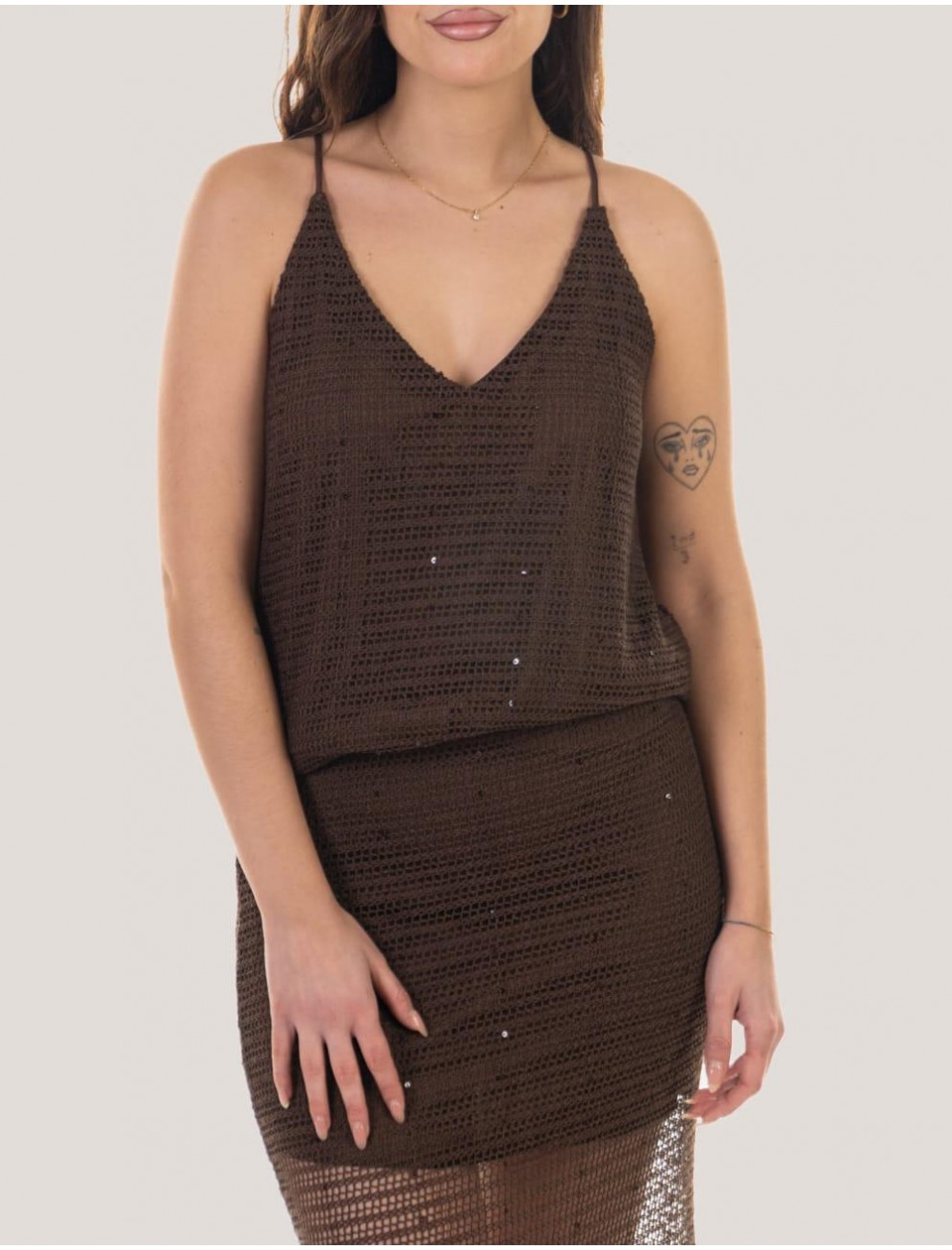 CAMISETA OBVIO NARELE MARRoN
