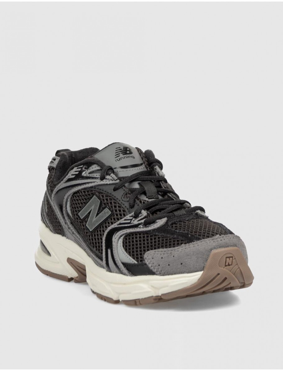 ZAPATILLA NEW BALANCE U530 NEGRO