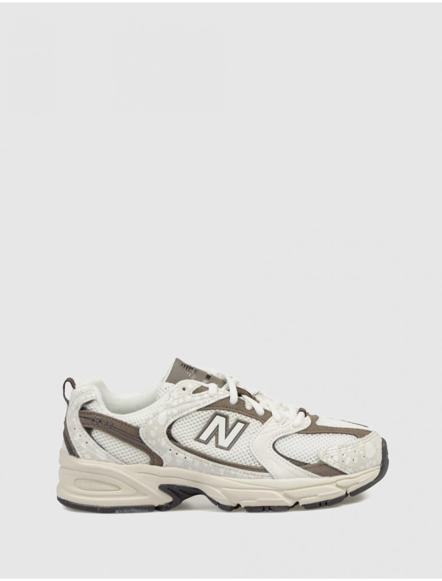 ZAPATILLA NEW BALANCE U530 BEIG MARRoN