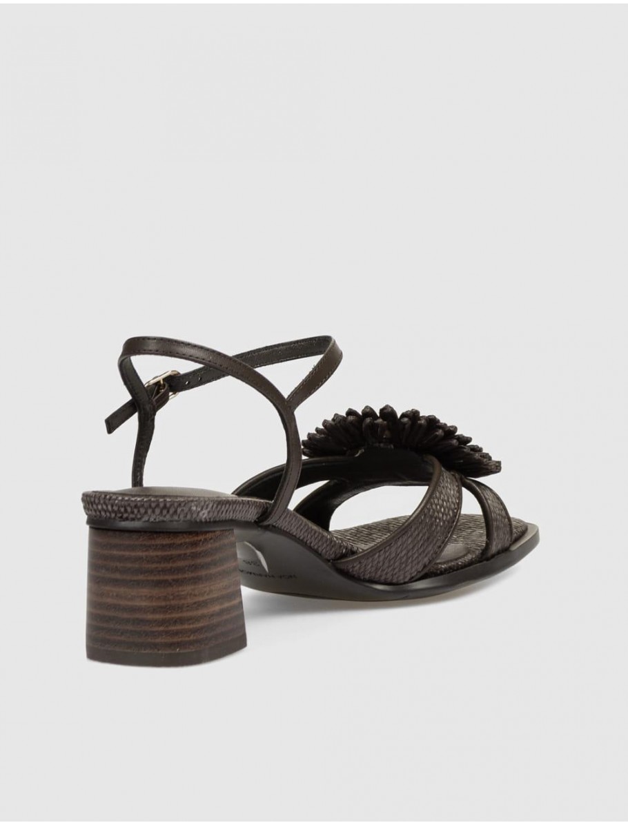 SANDALIA NOA HARMON RIVA MARRoN