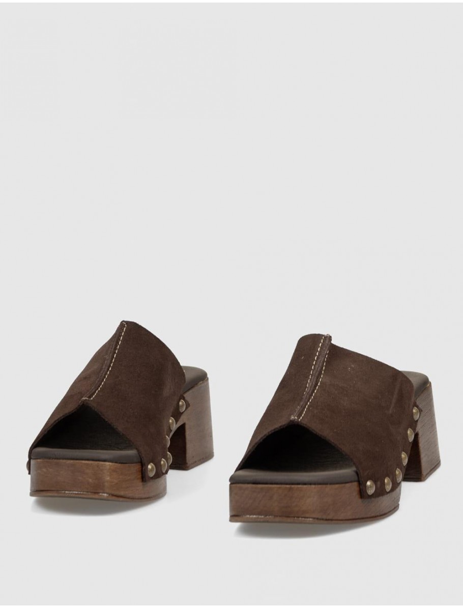 SANDALIA MARILA DARIA MARRoN