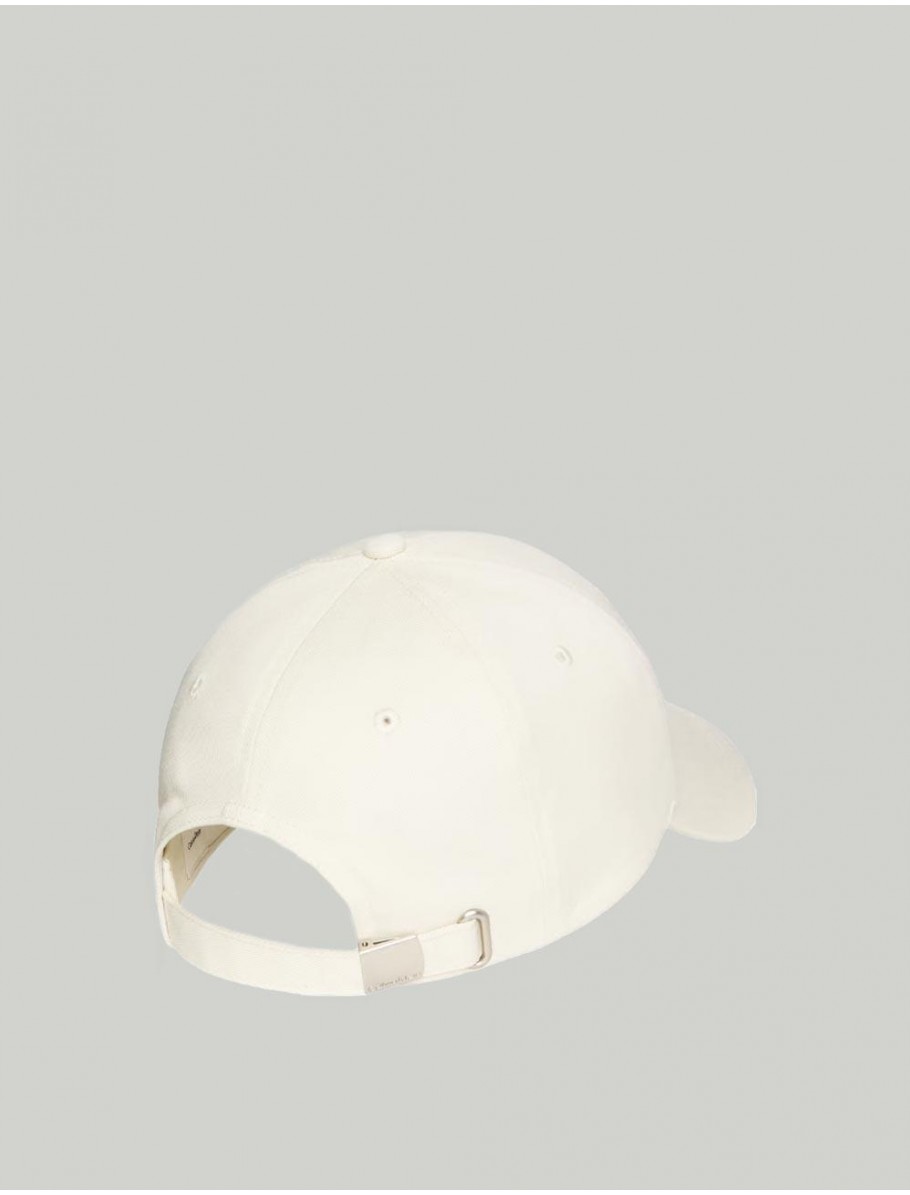 GORRA CALVIN KLEIN MONOGRAM EMBROIDERY BASEBALL CAP BLANCO