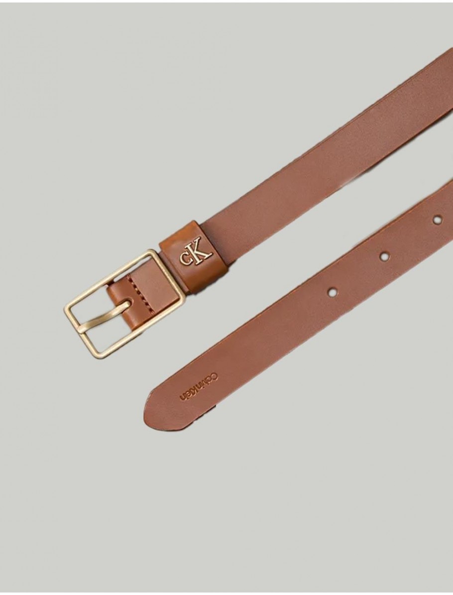 CINTURoN CALVIN KLEIN SQUARE BUCKLE CK LOOP 25MM CUERO