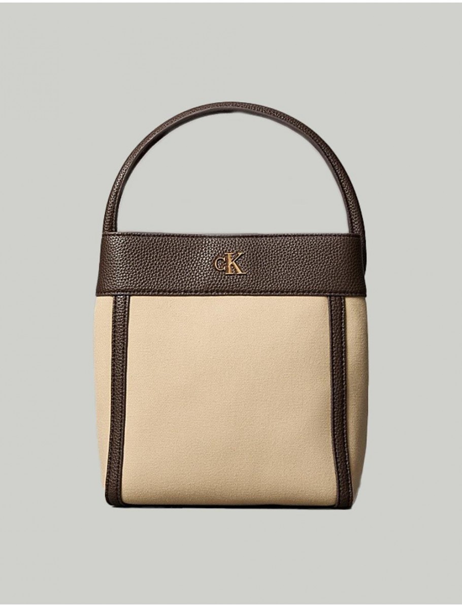BOLSO CALVIN KLEIN CK CANVAS BUCKET WITH STRAP MARRoN
