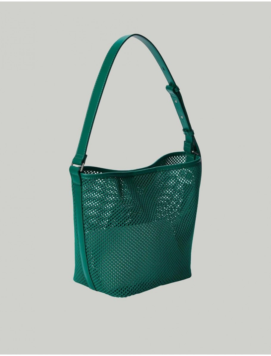 BOLSO CALVIN KLEIN EMBLEM MESH BUCKET VERDE