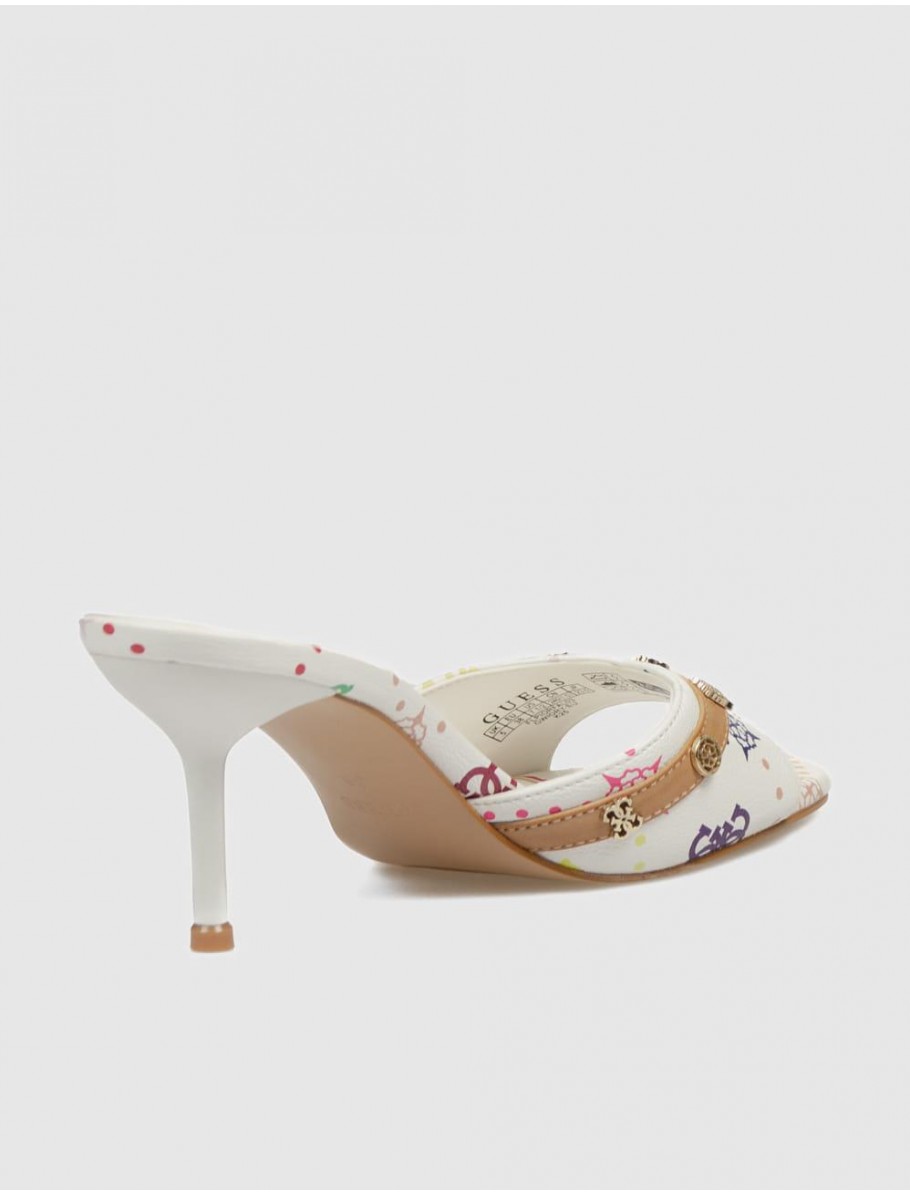 SANDALIA GUESS IORY BLANCO
