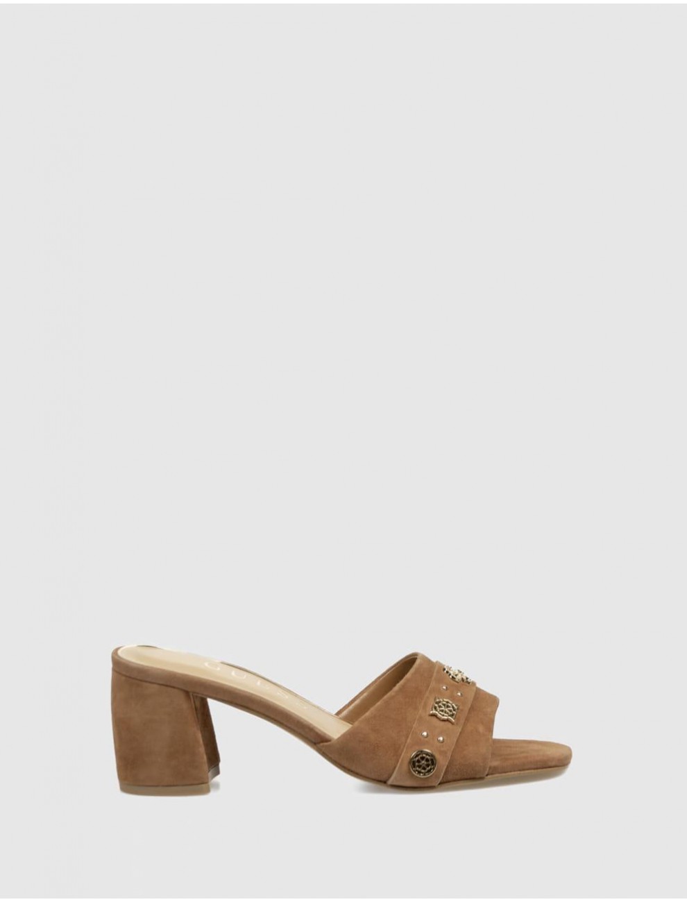 SANDALIA GUESS GAURI2 MARRoN