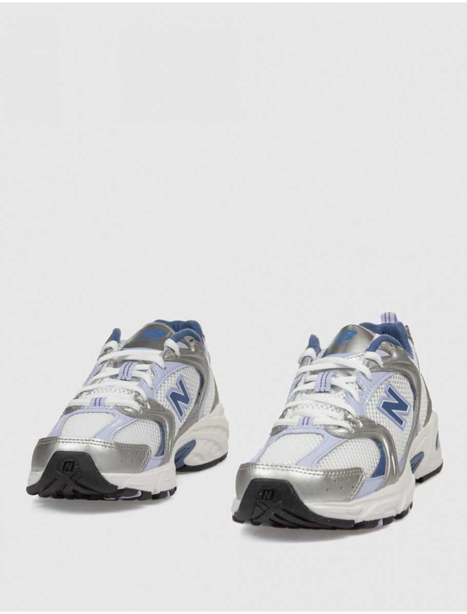 ZAPATILLA NEW BALANCE U530 PLATA AZUL