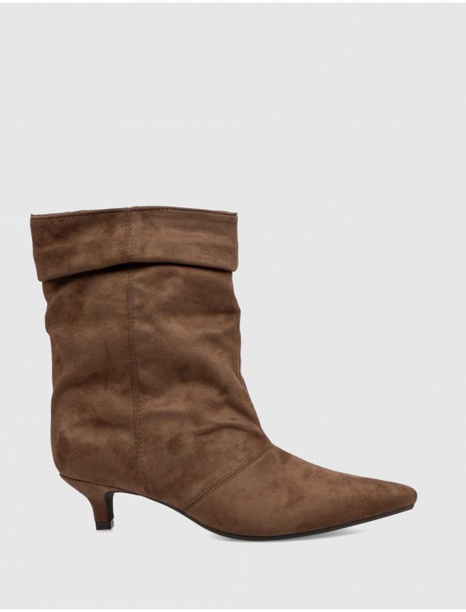 BOTiN KAMOME TRENDS DALIA MARRoN