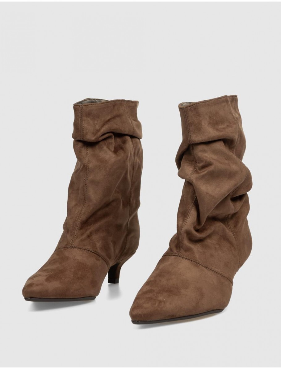 BOTiN KAMOME TRENDS DALIA MARRoN